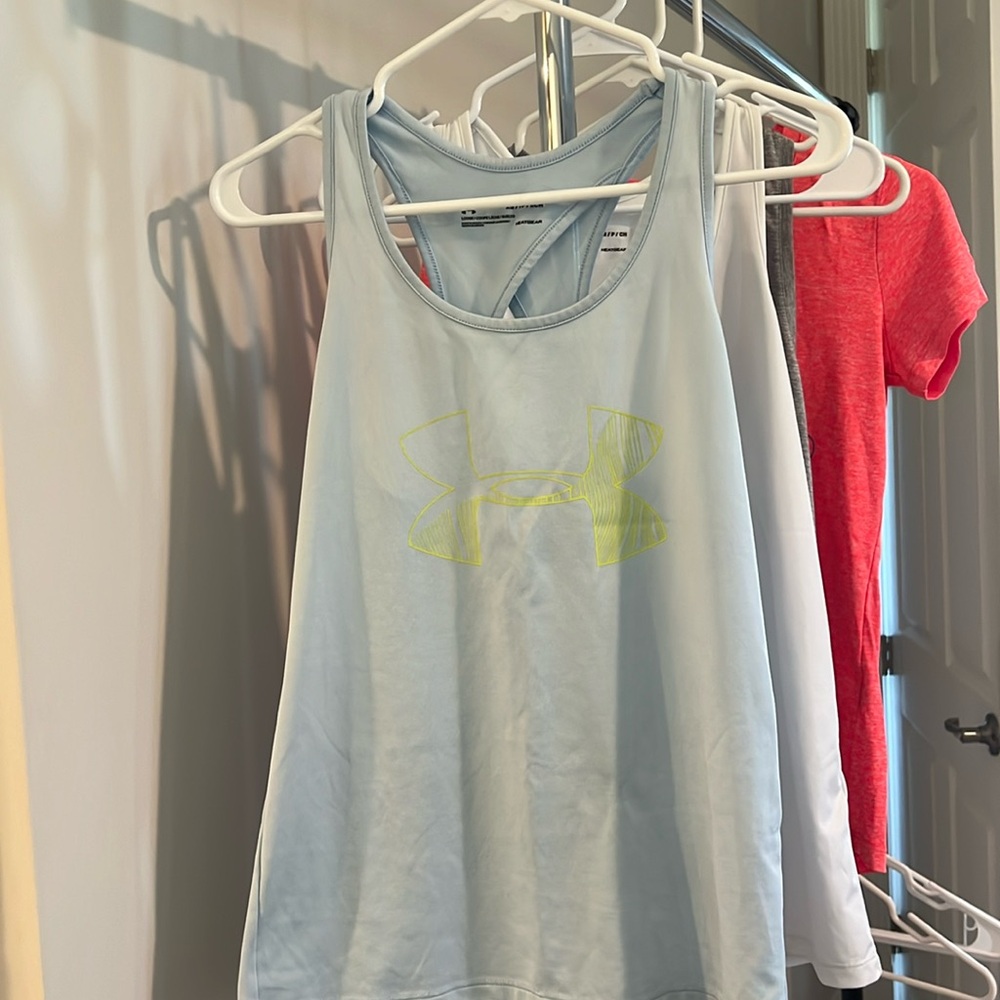 Under Armour sports loose fit tank- XS